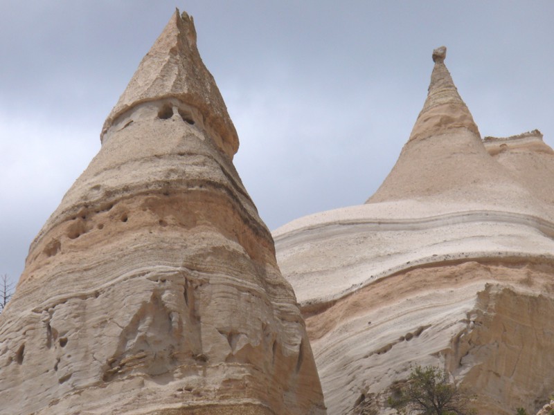 Tent rocks 4